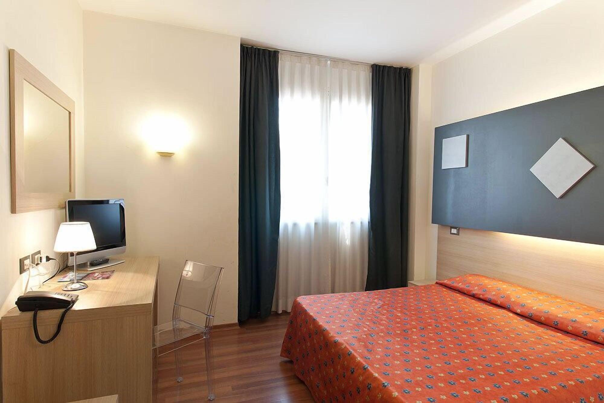 Hotel San Remo Рим Екстериор снимка